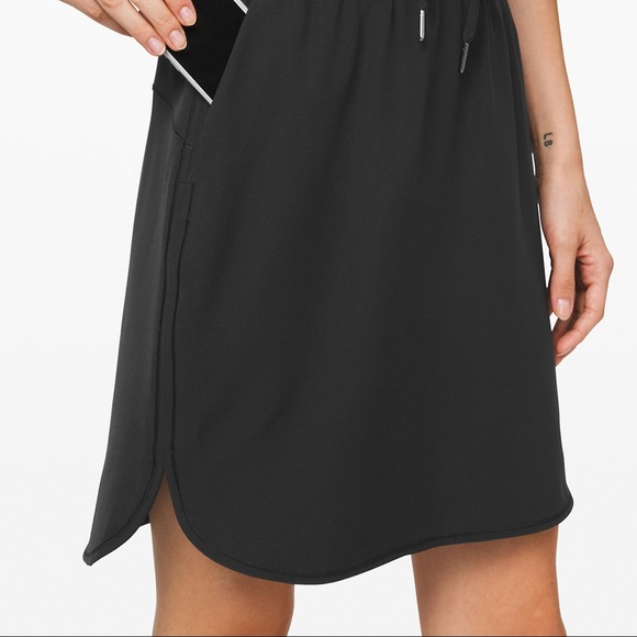Lululemon On The Fly Skirt - Picture 2 of 6